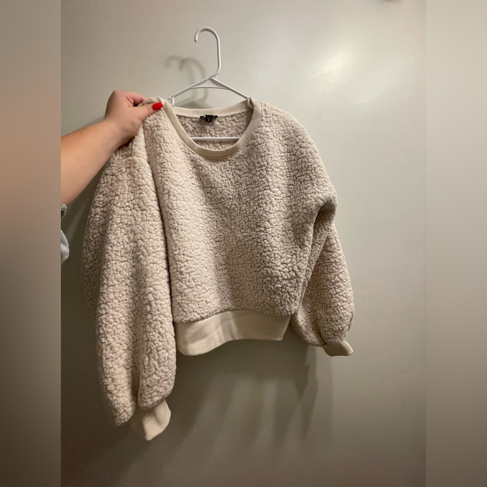 beige fluffy long sleeve crewneck size medium